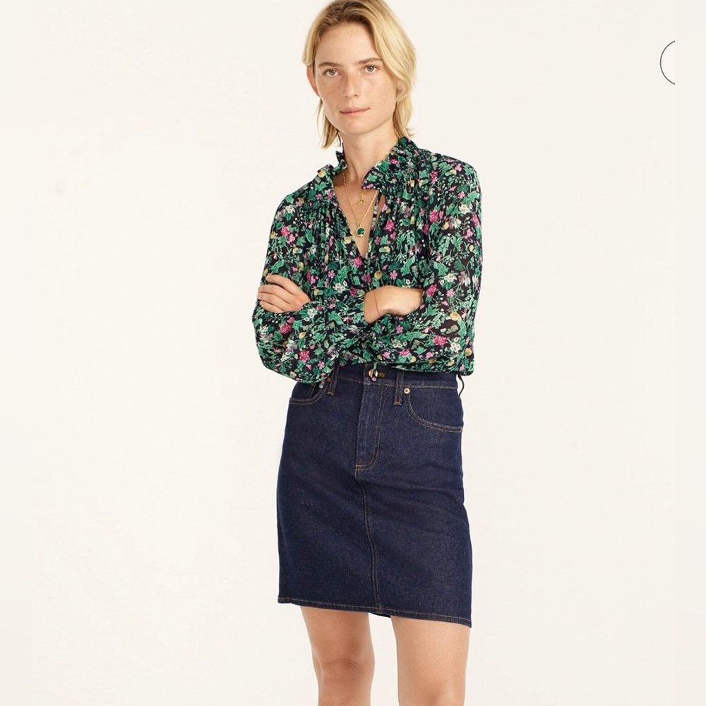 J. Crew Drapy Tie-neck Ruffle Top in Winter Garden Floral - Size S.